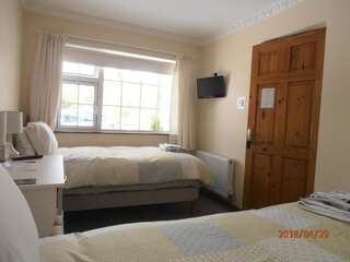 Отели типа «постель и завтрак» Larkfield House B&B Килларни Двухместный номер с 2 отдельными кроватями и собственной ванной комнатой-7
